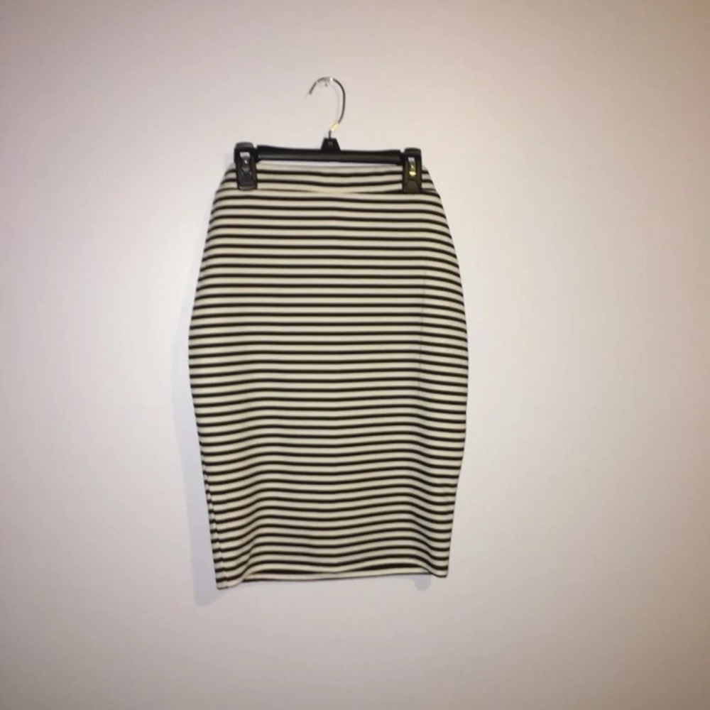 Pencil skirt